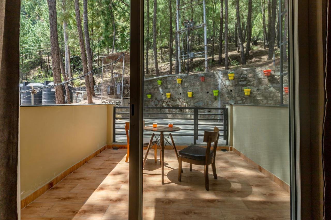 Pine Maderas By Embrace Apartment Kasauli Exterior photo