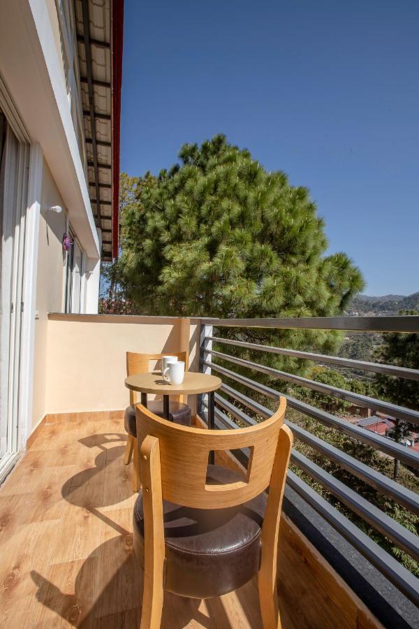 Pine Maderas By Embrace Apartment Kasauli Exterior photo
