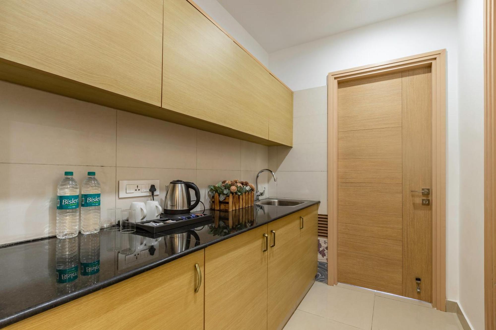 Pine Maderas By Embrace Apartment Kasauli Exterior photo